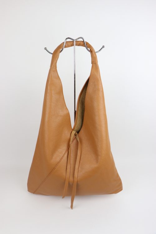 Slouchy Leather Tote Bag M589 - Image 10